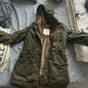 Hollister heritage collection green coat